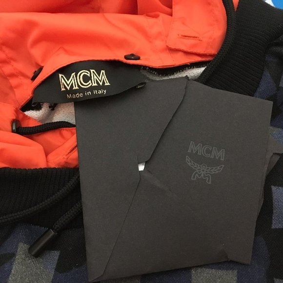 MCM Man Hooded Sweat Shirts Black Grey Color DM7 - Picture 7 of 7